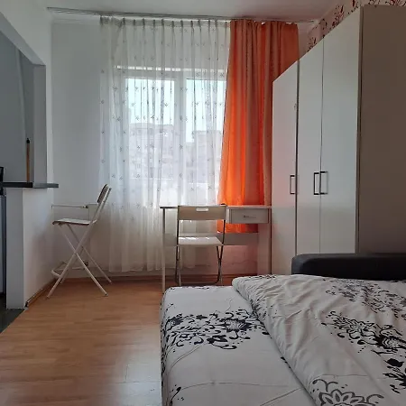 Alba Iulia Studio 6 Bucureşti Exterior foto